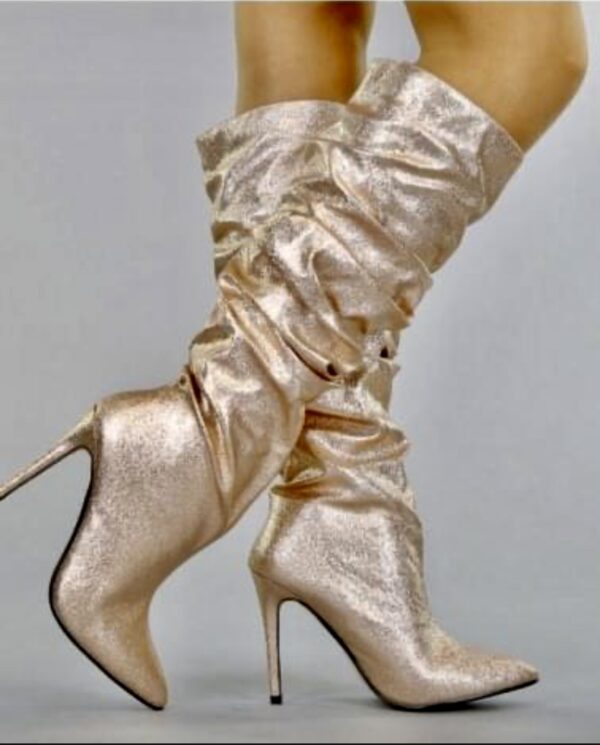 Stilletto laarzen champagne