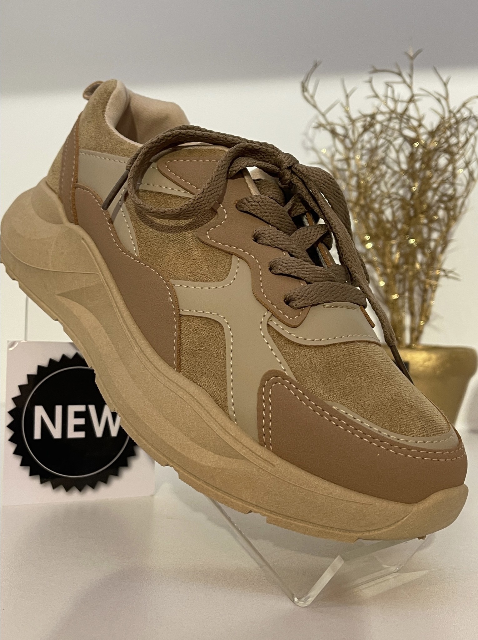 Lady like sneakers bruin