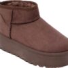 Brown boots platform