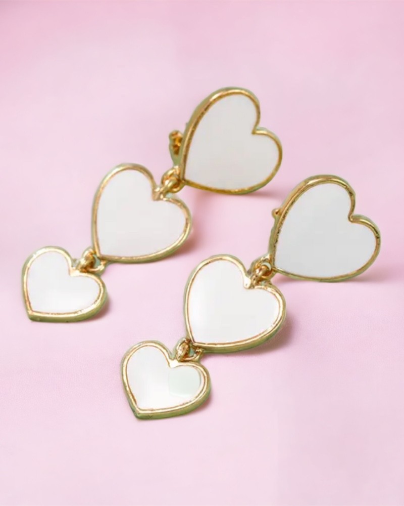 Drie dubbel hart oorbel wit